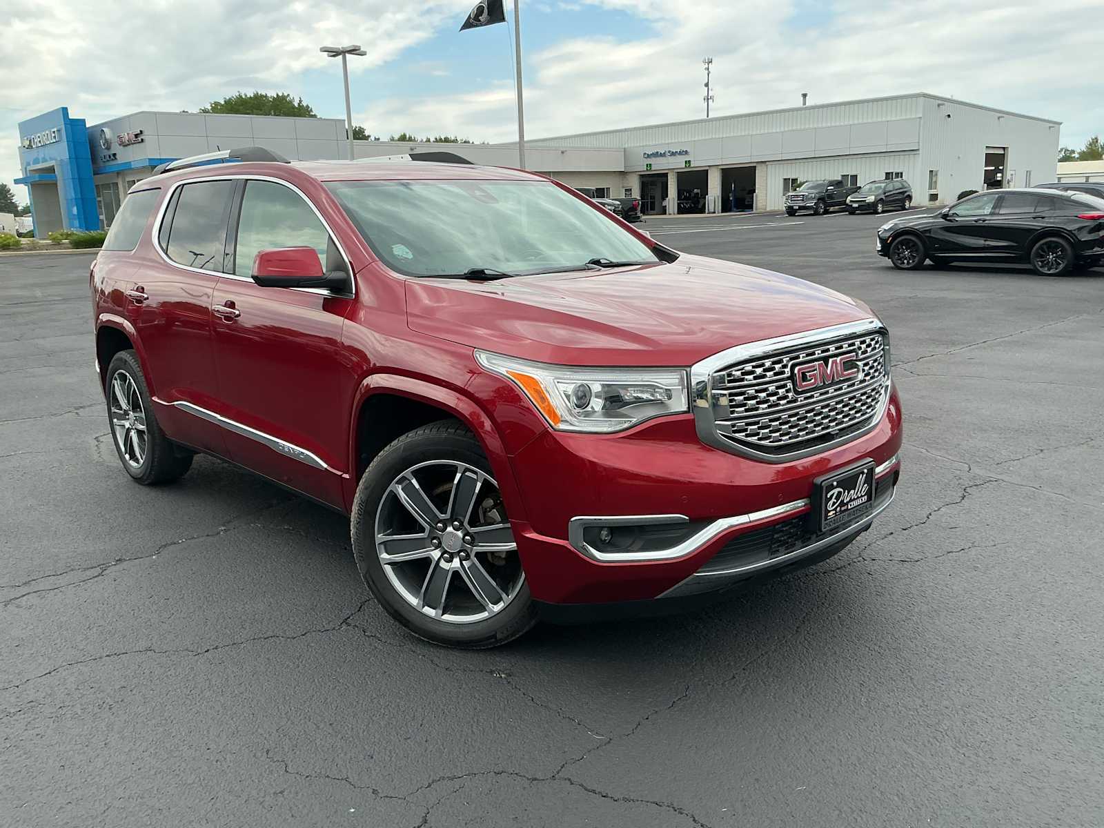 2019 GMC Acadia Denali FWD's photo