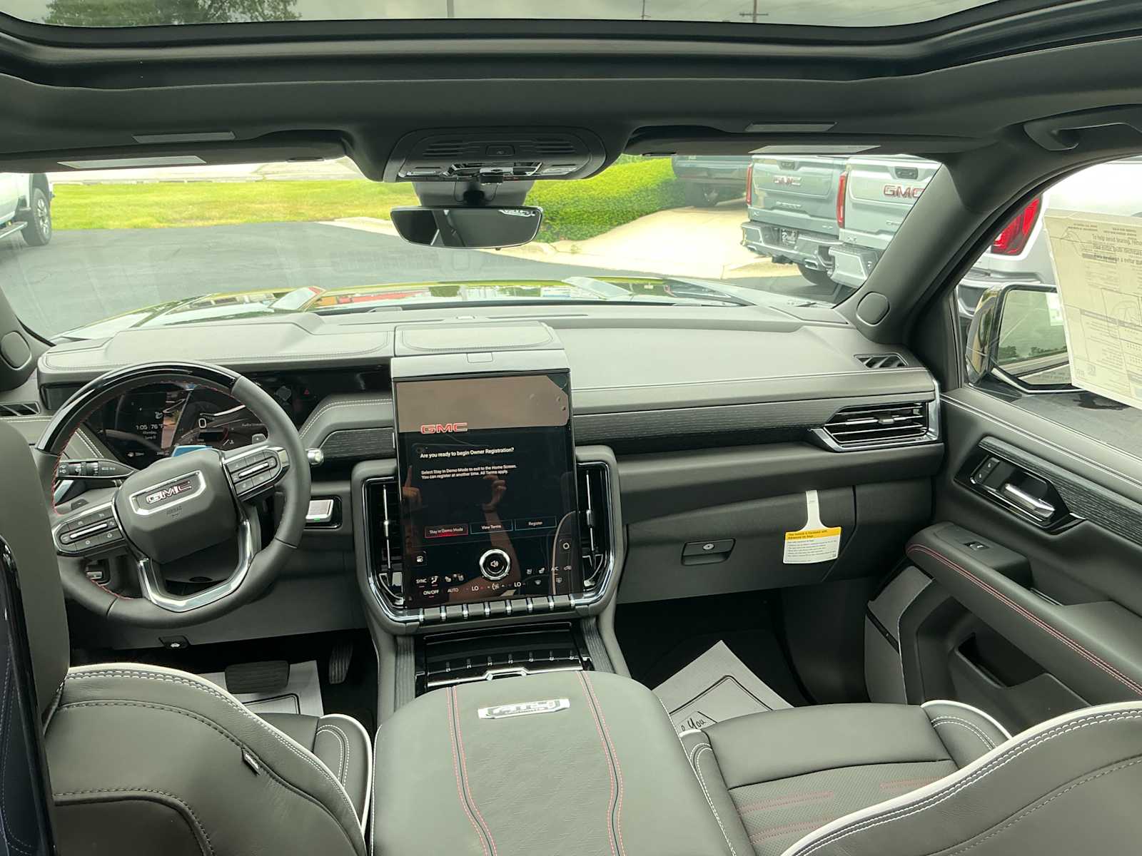 2026 GMC Yukon XL AT4 Ultimate - Photo 7