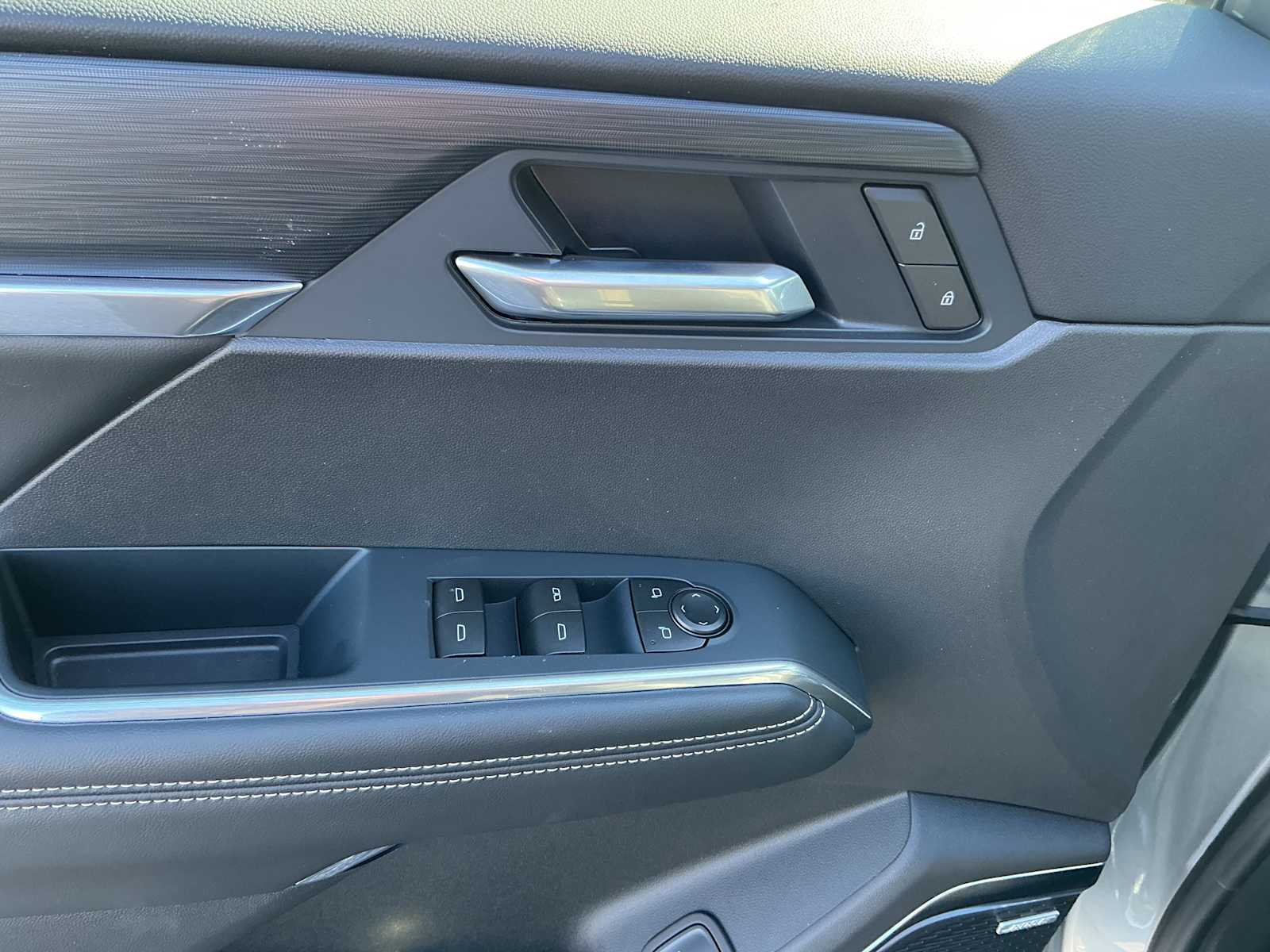 2026 GMC Acadia Elevation - Photo 19