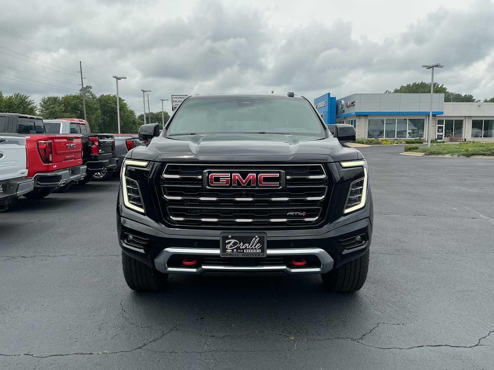 2026 GMC Yukon XL AT4 Ultimate - Photo 2