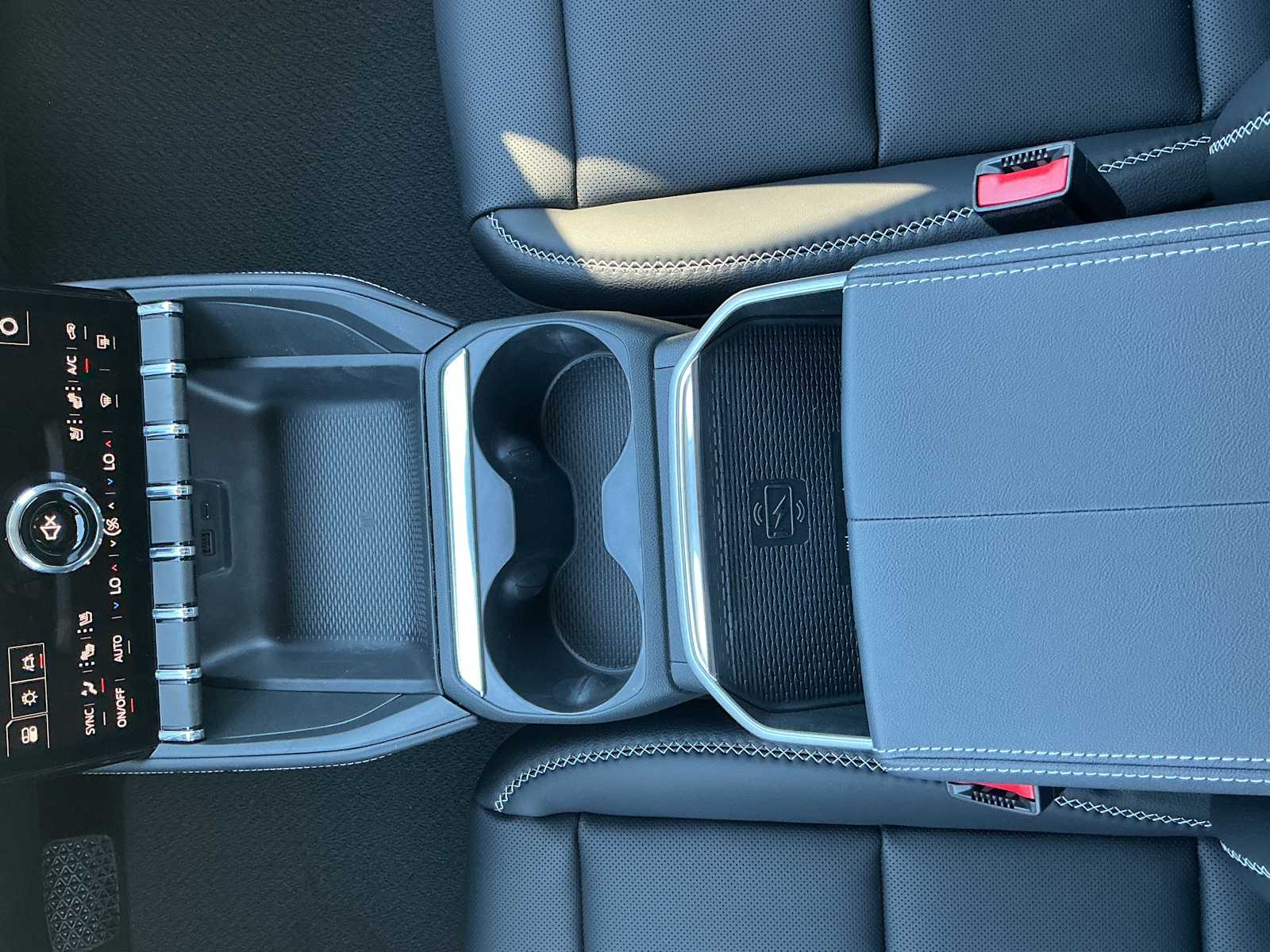 2027 GMC Terrain Denali - Photo 16