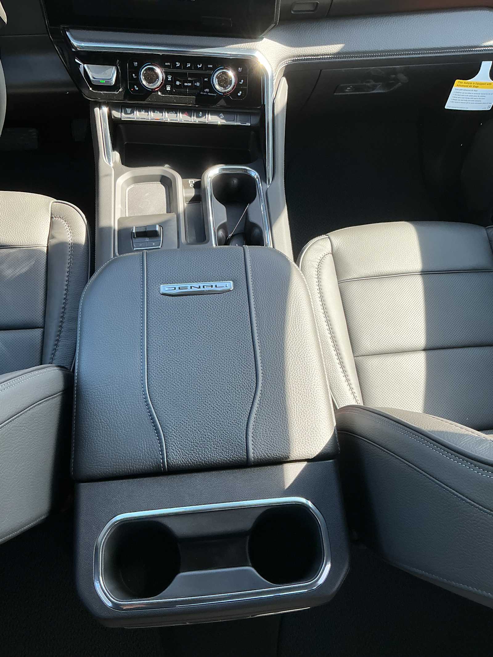 2026 GMC Sierra 2500HD Denali - Photo 17