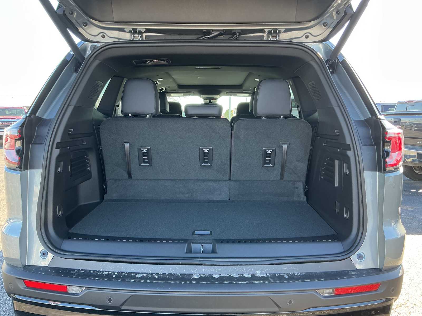 2026 GMC Acadia Elevation - Photo 30