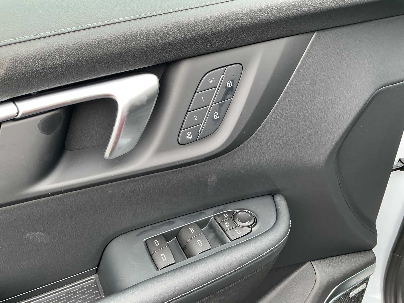 2026 Buick Enclave Preferred - Photo 20