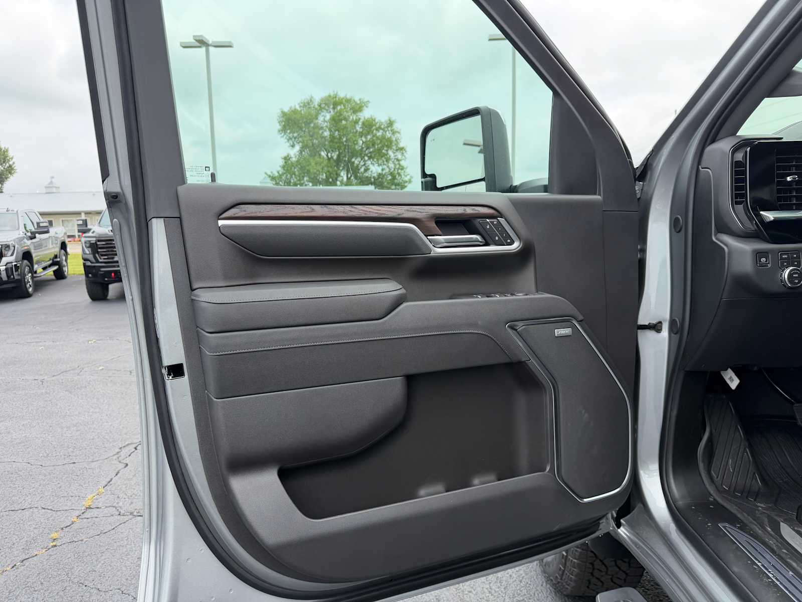 2026 GMC Sierra 2500HD SLT - Photo 19