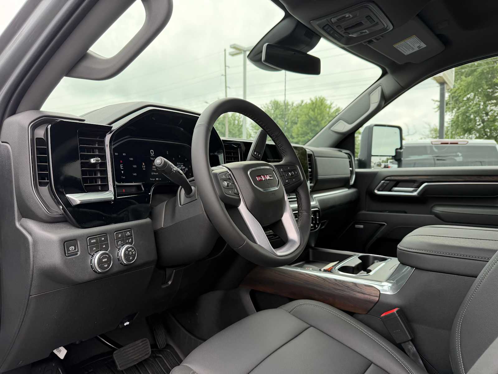 2026 GMC Sierra 2500HD SLT - Photo 16