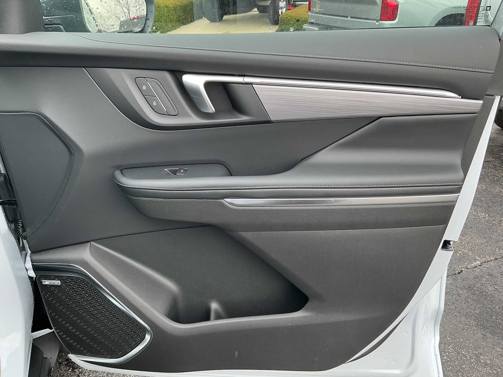 2026 Buick Enclave Preferred - Photo 26