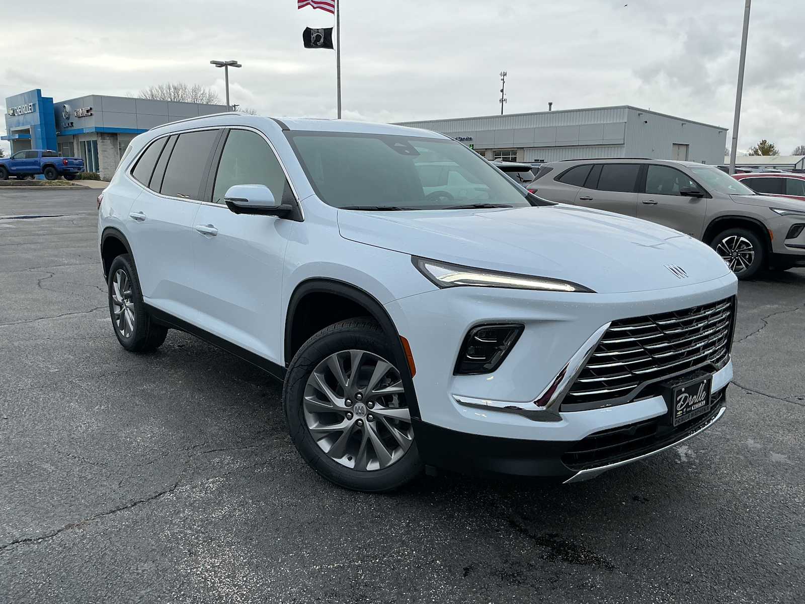 2026 Buick Enclave Preferred's photo