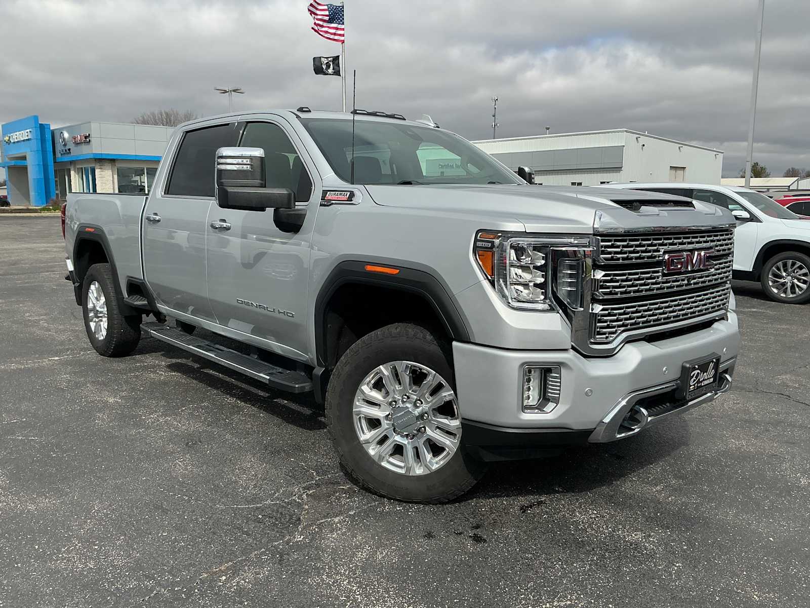 2021 GMC Sierra 4WD Crew Cab Standard Box Denali's photo