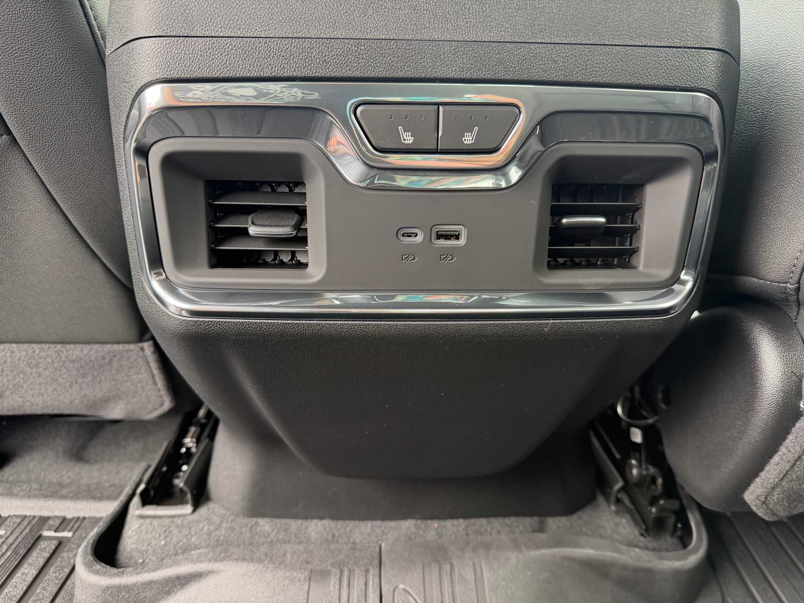 2026 GMC Sierra 2500HD SLT - Photo 15