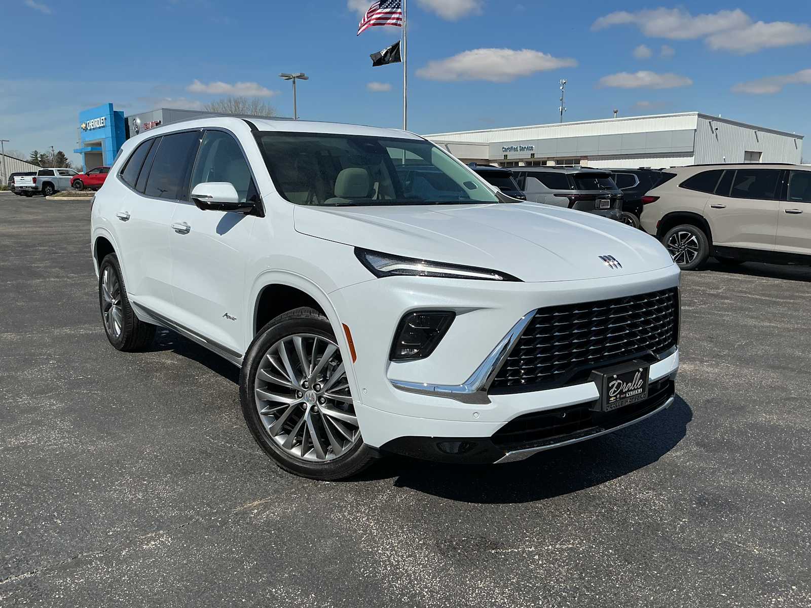 2026 Buick Enclave Avenir AWD's photo