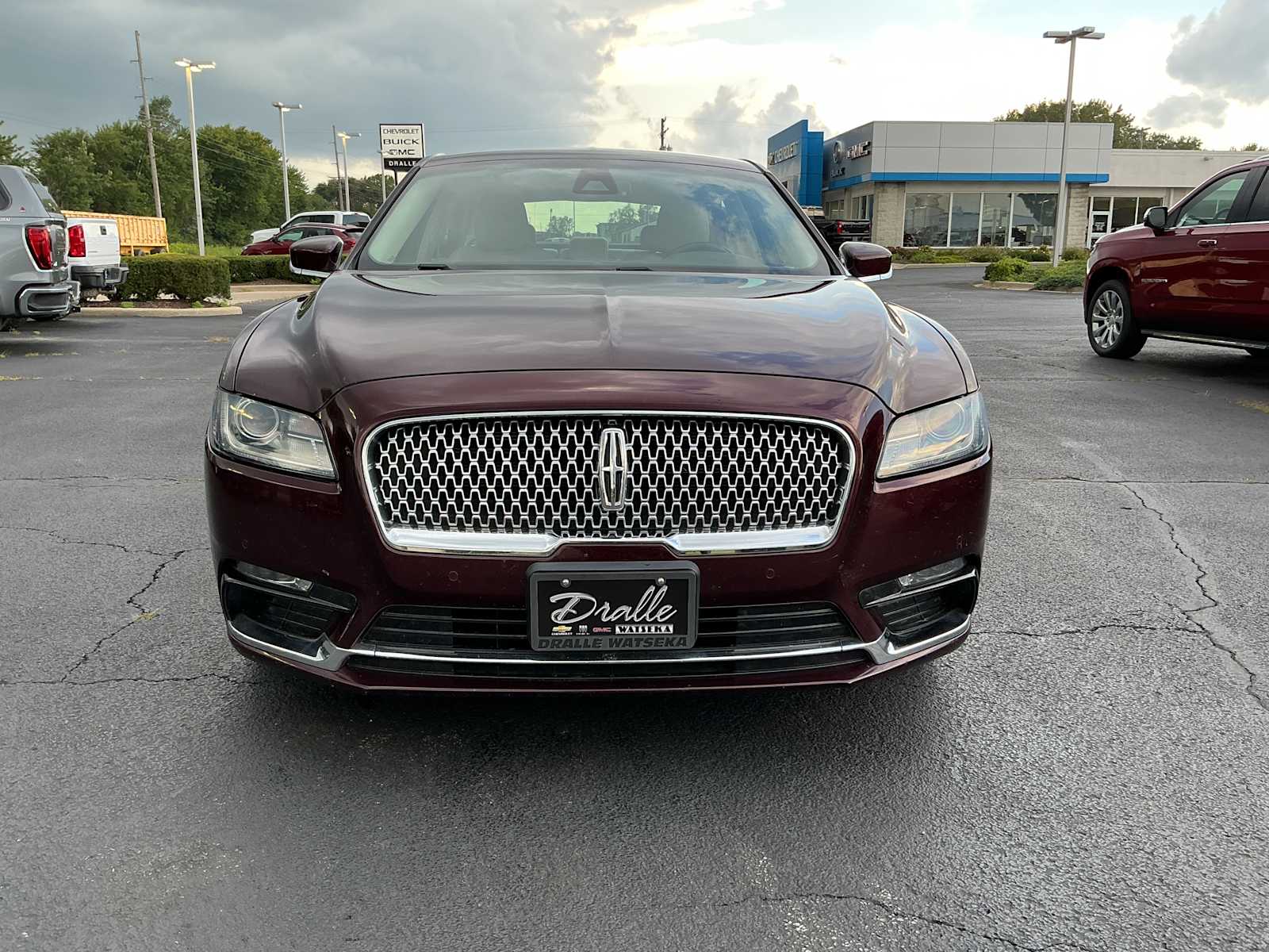Used 2017 Lincoln Continental Select with VIN 1LN6L9TK1H5600863 for sale in Watseka, IL