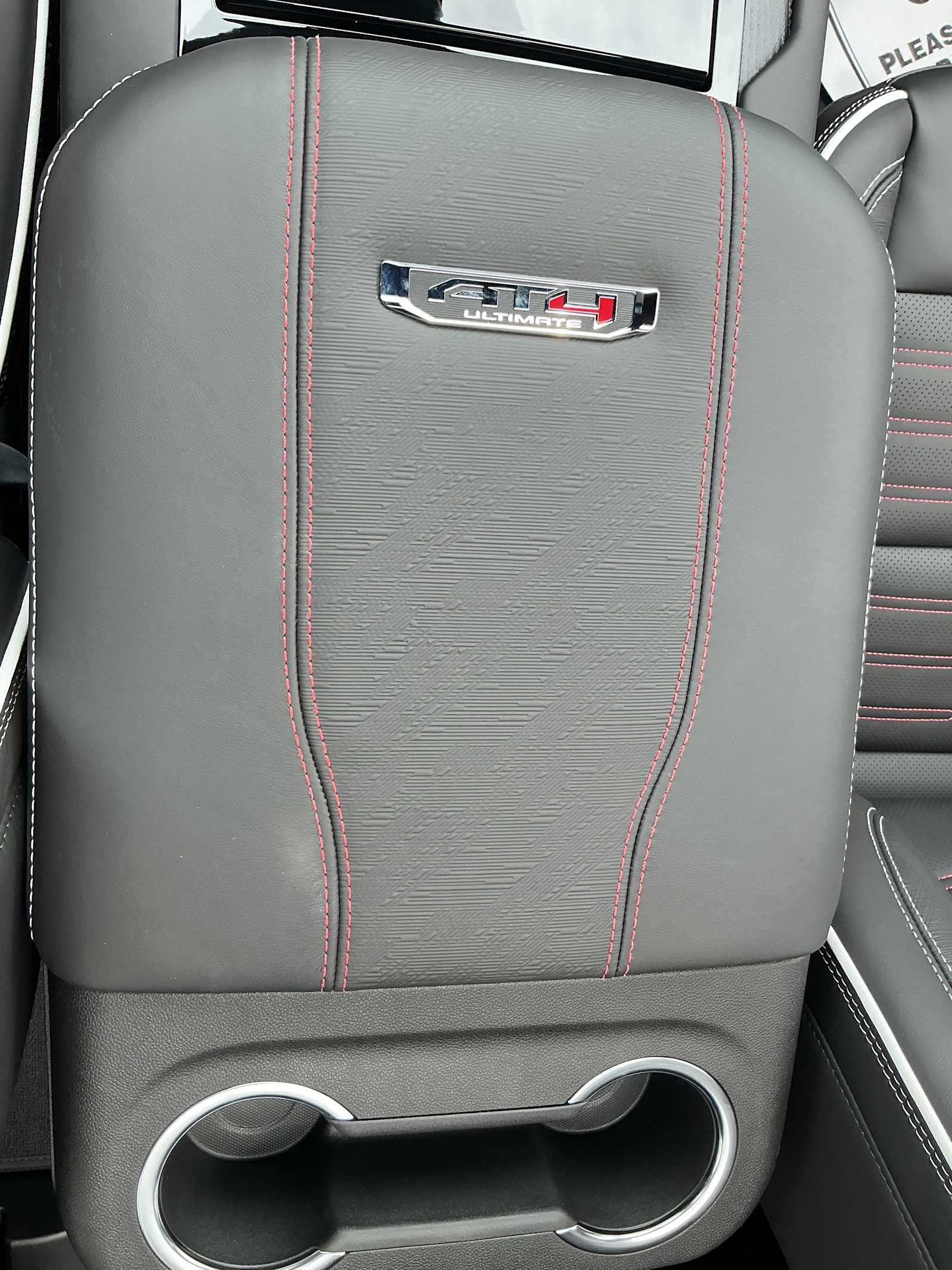 2026 GMC Yukon XL AT4 Ultimate - Photo 18
