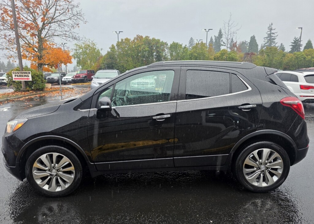 Used 2017 Buick Encore Preferred Sport Utility 4d Fwd SUV