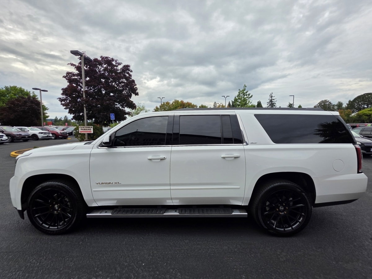 2018 GMC Yukon XL SLT Standard Edition's photo