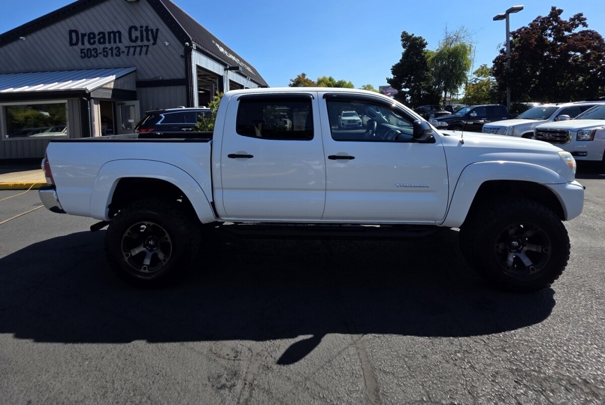 2015 Toyota Tacoma Double Cab photo 3