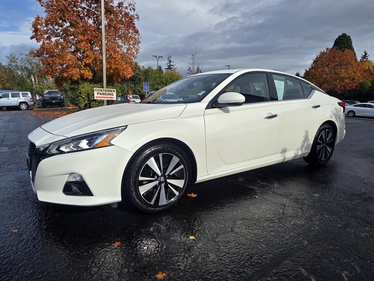 2019 Nissan Altima 2.5 SV photo 3