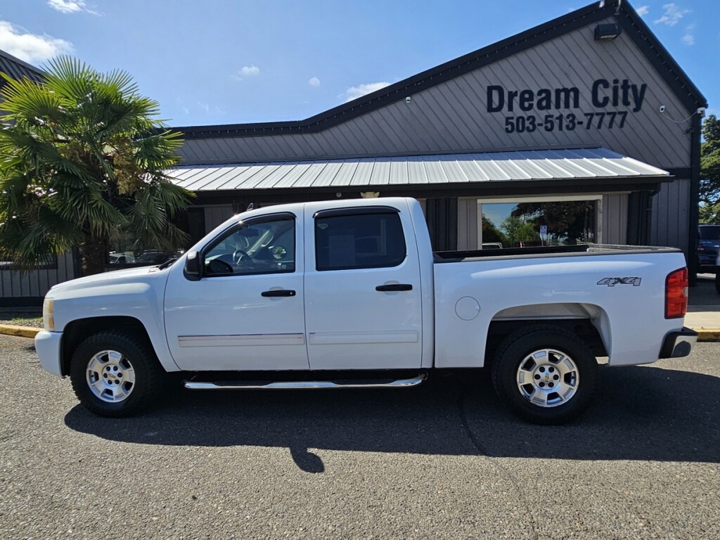 Used 2011 Chevrolet Silverado 1500 Crew Cab Lt Pickup 4d 5 3/4 Ft Truck