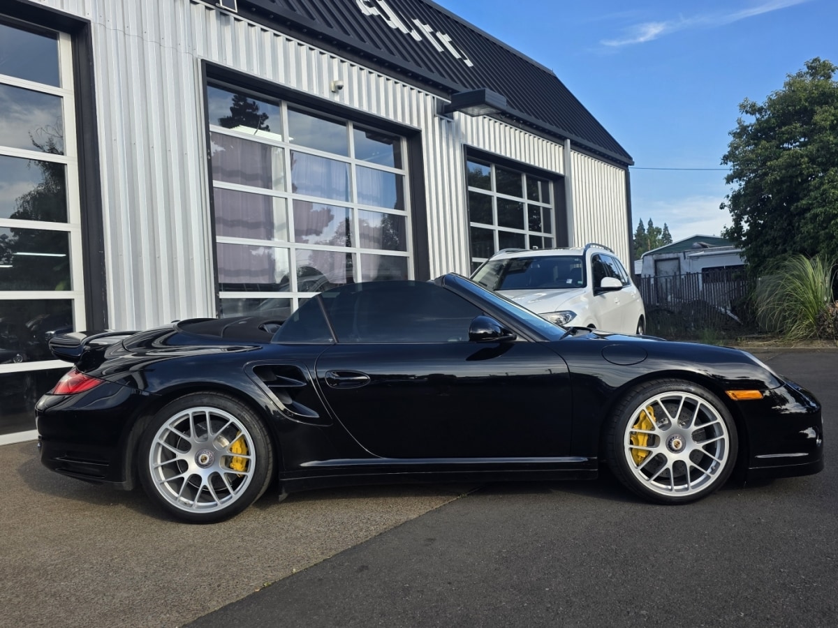2013 Porsche 911 Turbo S Cabriolet's photo