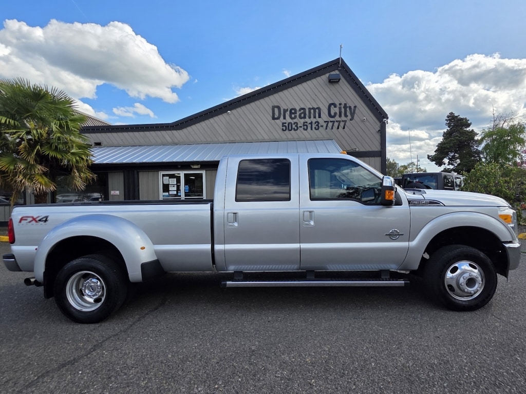 Used 2016 Ford F350 Super Duty Crew Cab Lariat Pickup 4d 8 Ft Truck