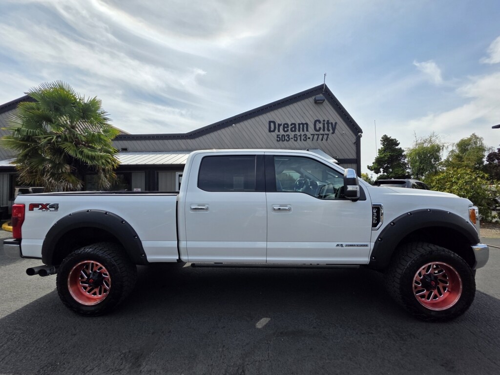 Used 2019 Ford F350 4wd Super Duty Crew Cab Lariat Pickup 4d 6 3/4 Ft Lariat Ultimate Package Truck