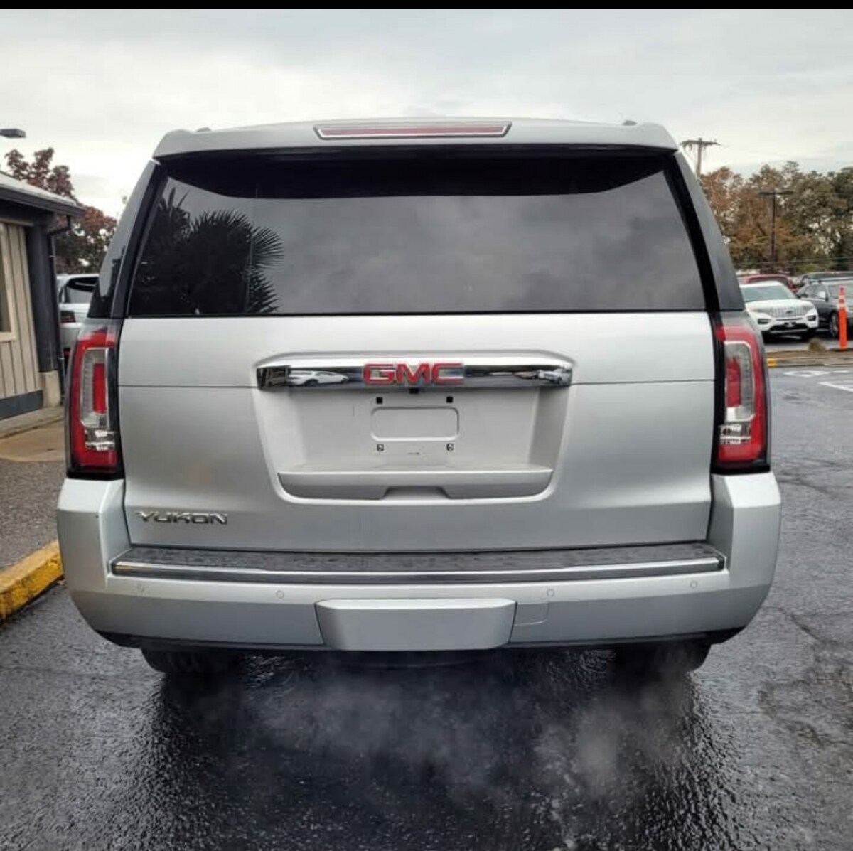 2015 Gmc Yukon Denali photo 3