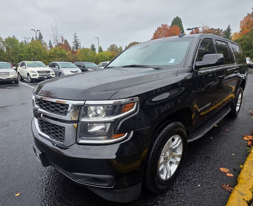 Used 2019 Chevrolet Suburban 4wd Lt Sport Utility 4d V8 5.3 Liter SUV