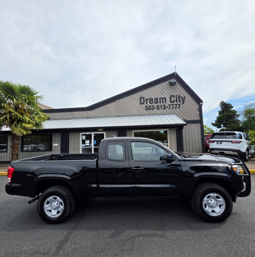 Used 2017 Toyota Tacoma Access Cab Sr Pickup 4d 6 Ft Manual, 5-spd 4wd Truck