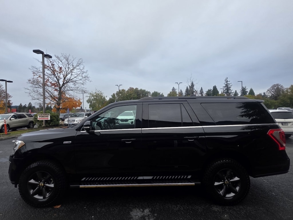 Used 2018 Ford Expedition Max Xlt Sport Utility 4d 4wd SUV