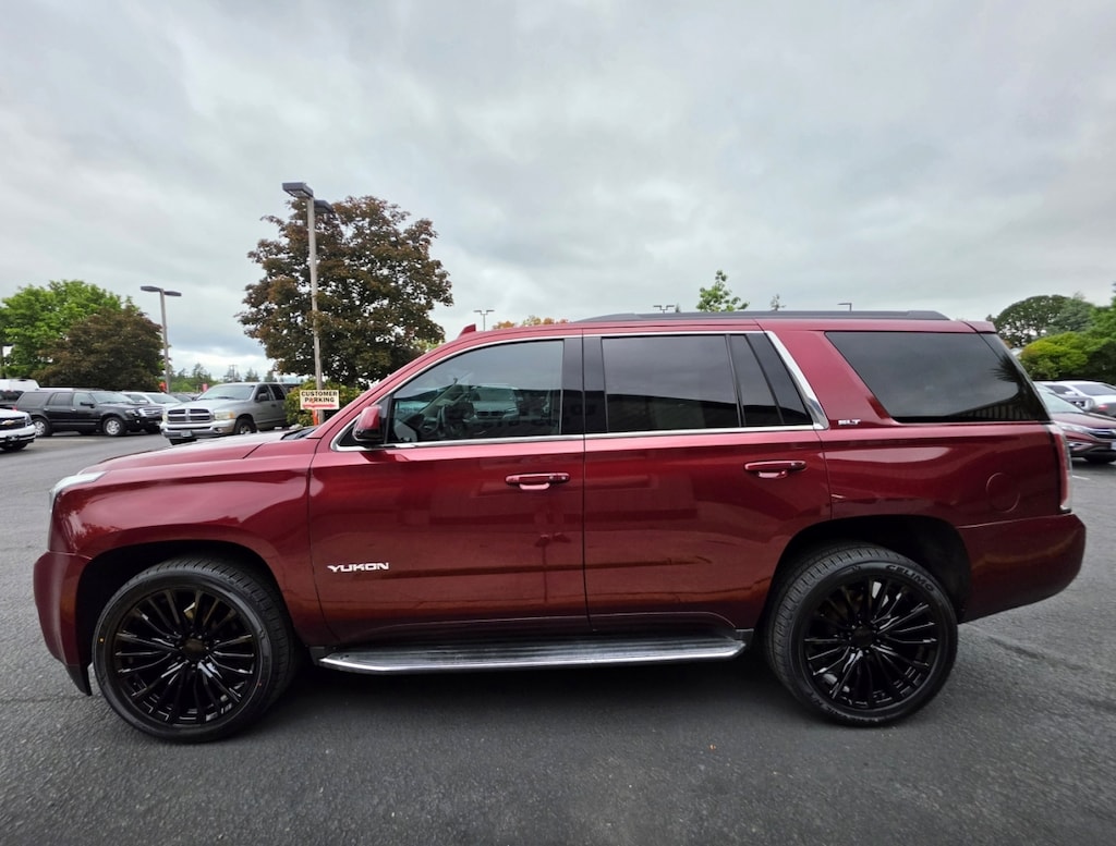 Used 2018 GMC Yukon Slt Sport Utility 4d 4wd Brand new Wheels and Tire SUV