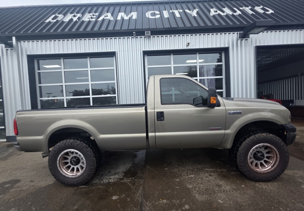 Used 2005 Ford F250 Bulletproof Xlt Pickup 2d 8 Ft Manual, 6-spd 4wd Truck