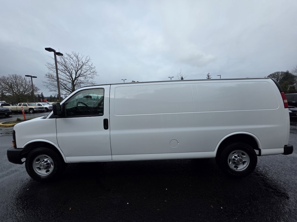 Used 2014 Chevrolet Express 2500 Cargo Extended Van 3d V8, Flex Fuel, 6.0 Liter Cargo Van