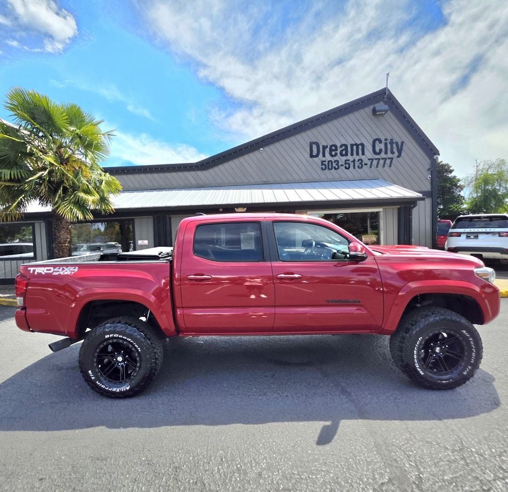 Used 2017 Toyota Tacoma Double Cab Trd Sport Pickup 4d 5 Ft 4wd Lifted Truck Truck