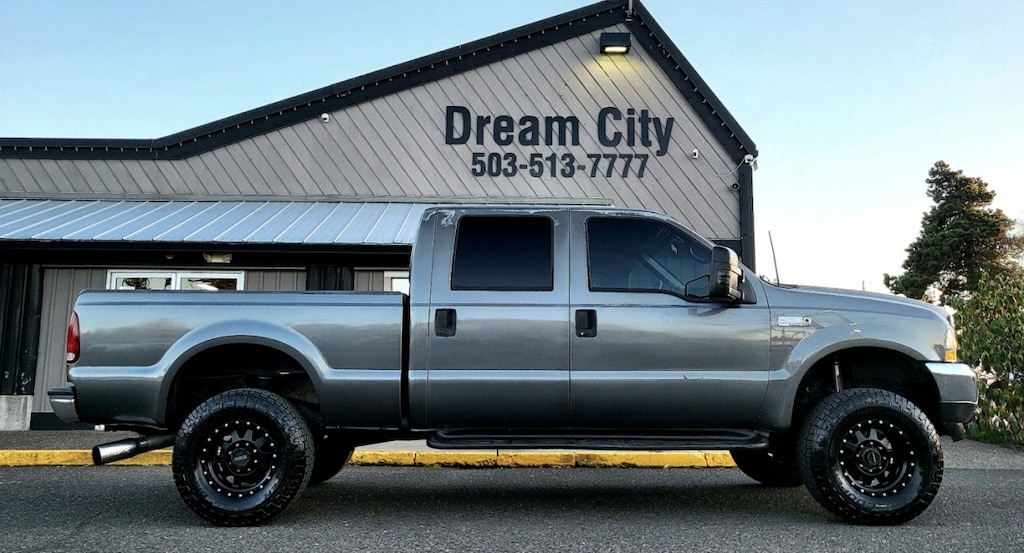 Used 2002 Ford F350 Super Duty Crew Cab Lariat Short Bed 4wd 7.3l Disel Truck