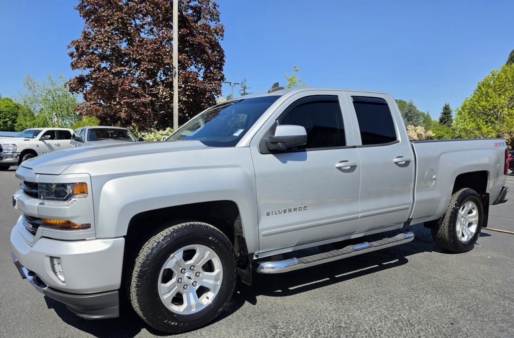 Used 2017 Chevrolet Silverado 1500 Double Cab Z71 Lt Pickup 4d 6 1/2 Ft 4wd Truck