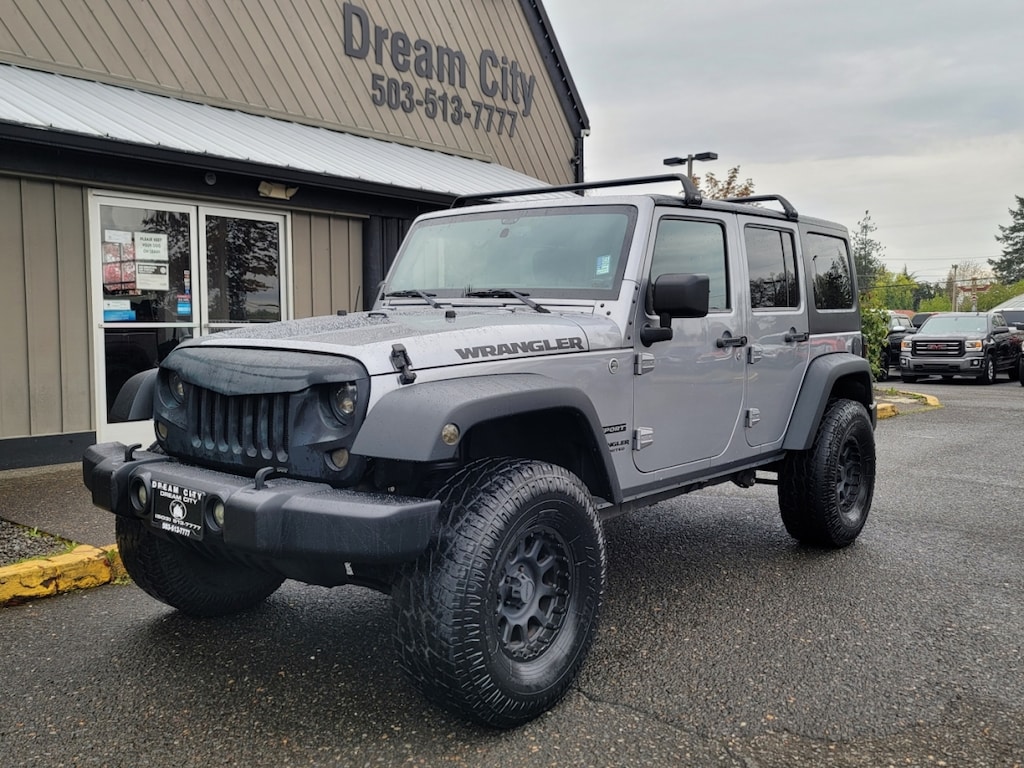Used 2013 Jeep Wrangler 4WD Unlimited Sport S SUV 4D SUV