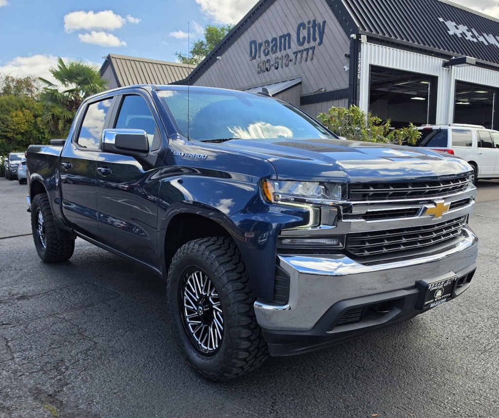 Used 2021 Chevrolet Silverado 1500 Crew Cab Lt Pickup 4d 5 3/4 Ft 4wd Truck