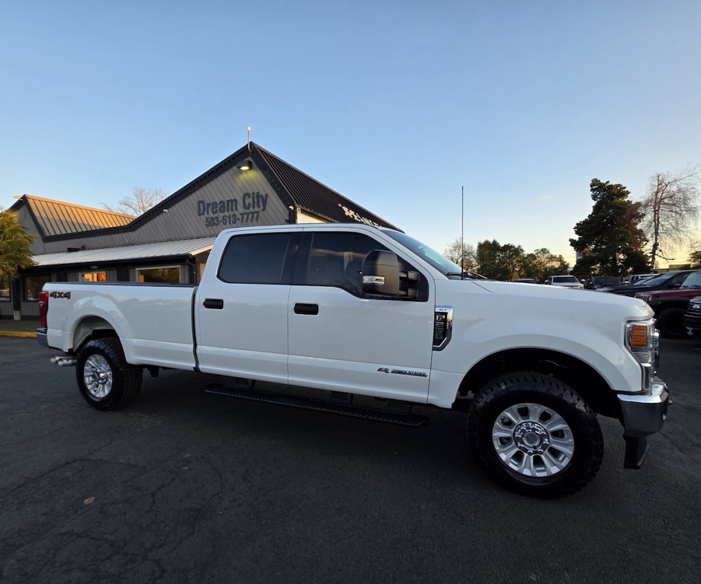 Used 2022 Ford F250 4wd Super Duty Crew Cab Xlt Pickup 4d 8 Ft 1-Owner Truck Truck