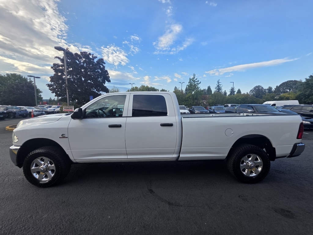 Used 2016 Ram 3500 Crew Cab 4wd Tradesman Pickup 4d 8 Ft Manual, 6-spd Truck