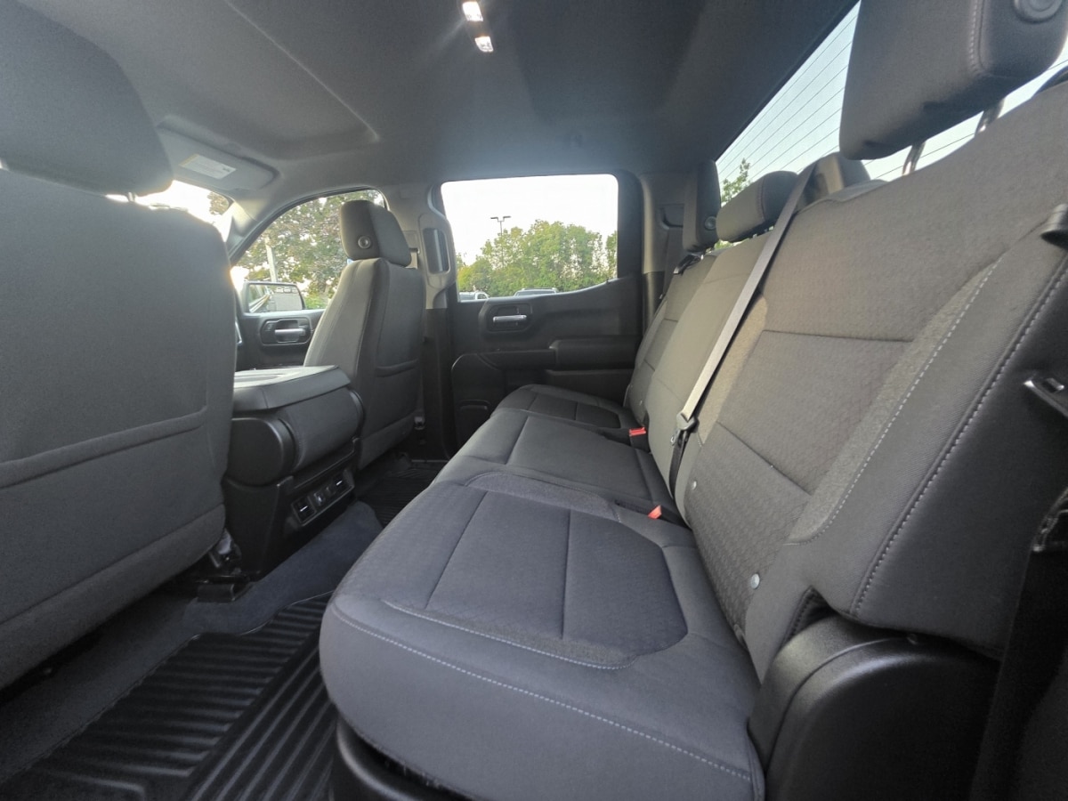 2021 Chevrolet Silverado 1500 LT - Photo 18