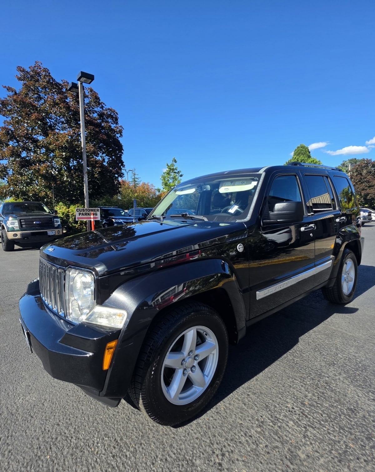 2012 Jeep Liberty Limited 4WD's photo