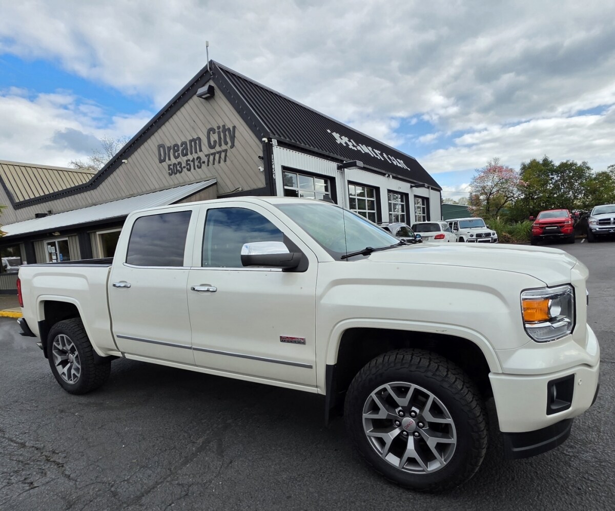 2015 GMC Sierra 4WD Crew Cab SLT SWB's photo