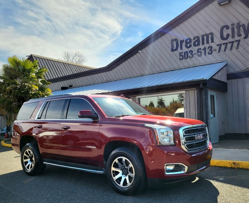 Used 2018 GMC Yukon Slt Sport Utility 4d 4wd SUV
