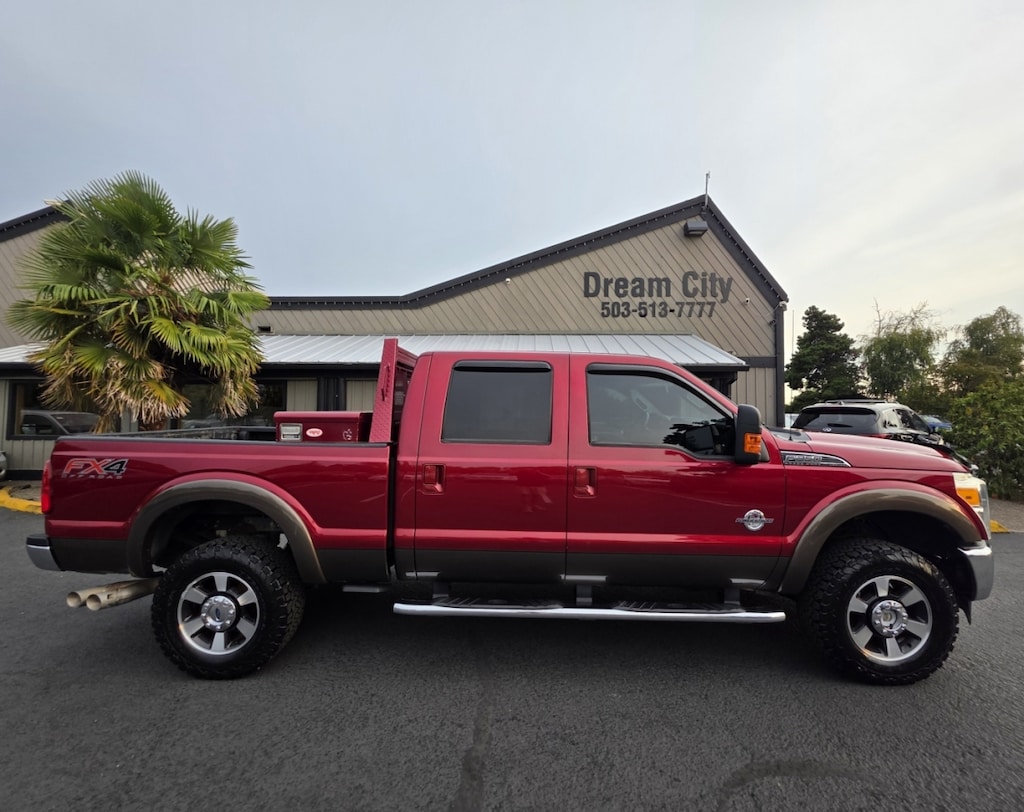 Used 2015 Ford F350 Super Duty Crew Cab Lariat Pickup 4d 6 3/4 Ft 4wd Truck