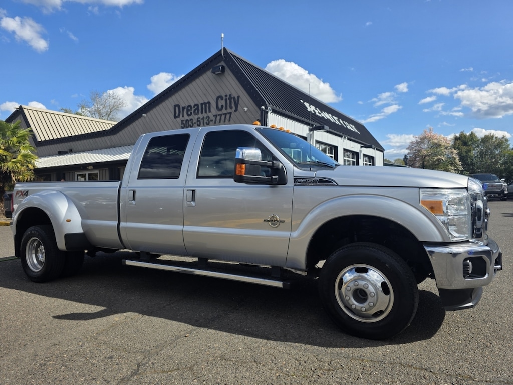 Used 2016 Ford F350 Super Duty Crew Cab Lariat Pickup 4d 8 Ft Truck
