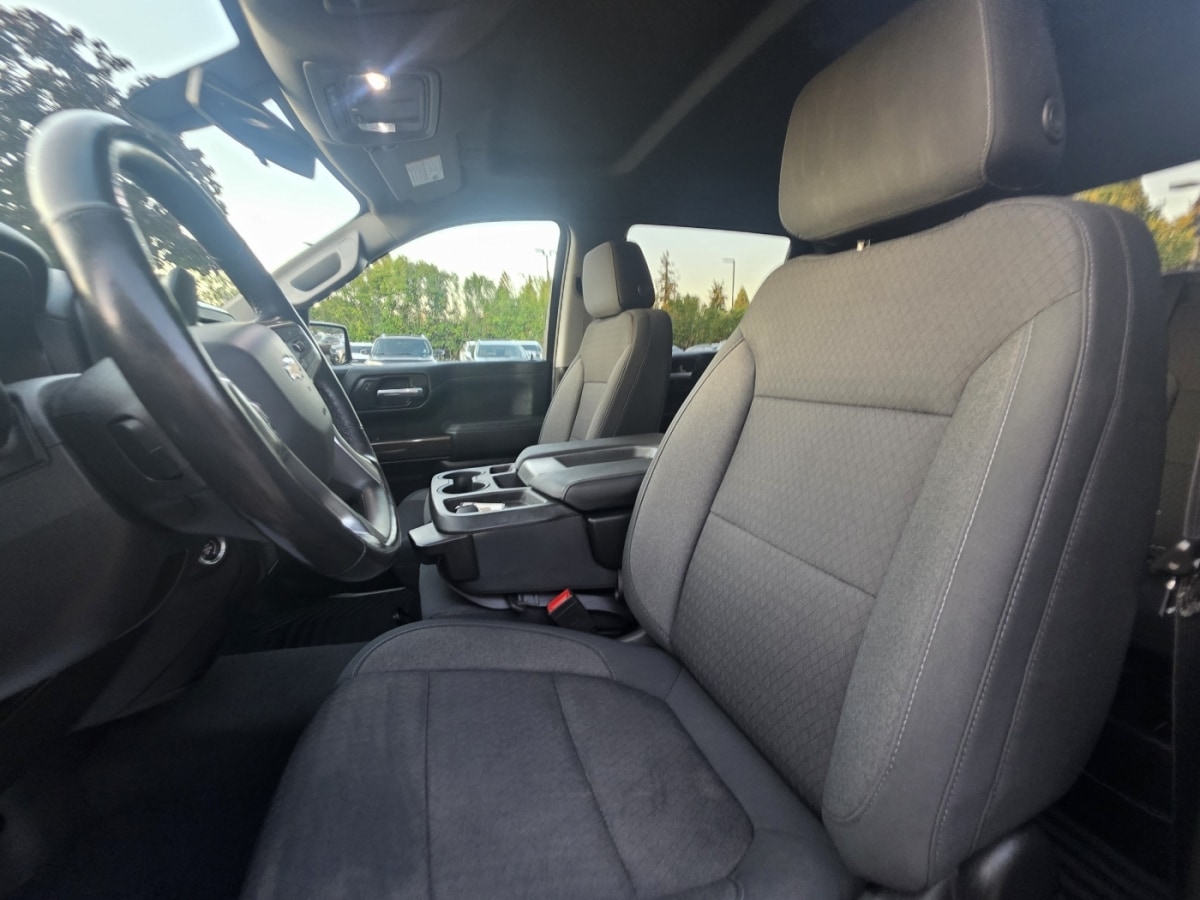 2021 Chevrolet Silverado 1500 LT - Photo 17