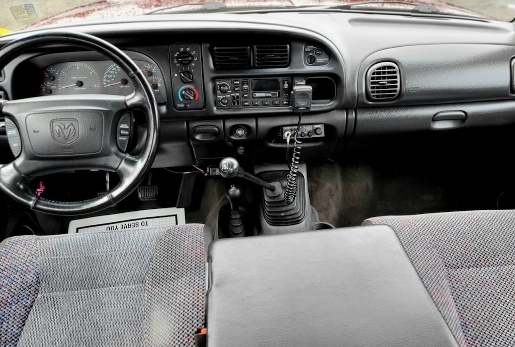 Used 2002 Dodge Ram 2500 Quad Cab Slt Long Bed Manual, 5-spd 4wd 1-Owner Truck