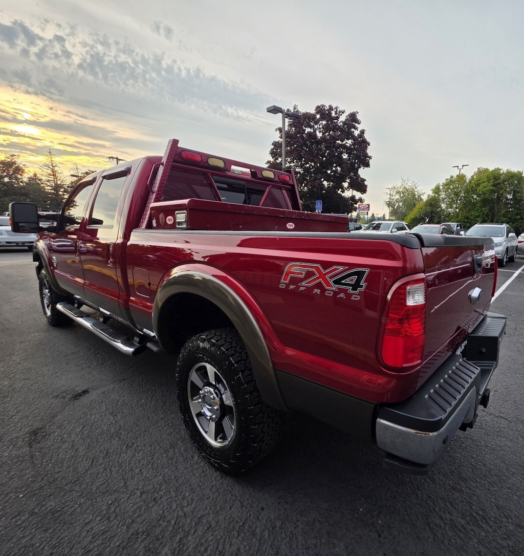Used 2015 Ford F350 Super Duty Crew Cab Lariat Pickup 4d 6 3/4 Ft 4wd Truck