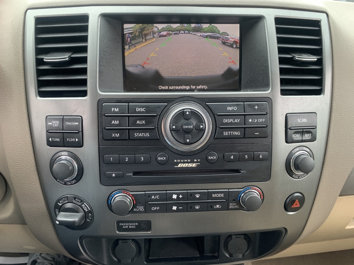 2015 Nissan Armada SV - Photo 13