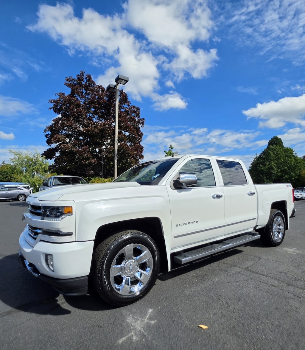 Used 2017 Chevrolet Silverado 1500 Crew Cab Z71 Ltz Pickup 4d 5 3/4 Ft V8 6.2 Liter 4wd Truck